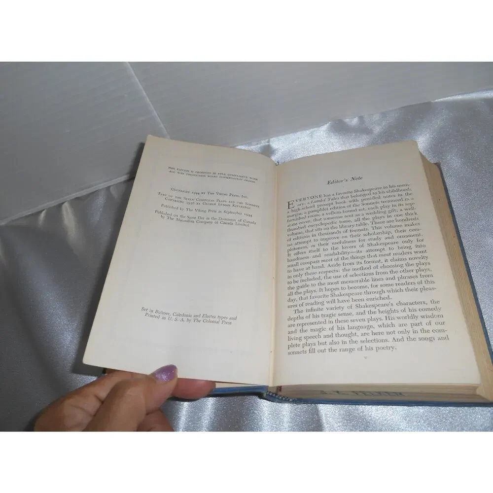 The Portable Shakespeare Viking Portable Library Hardcover 1944 Vintage Book